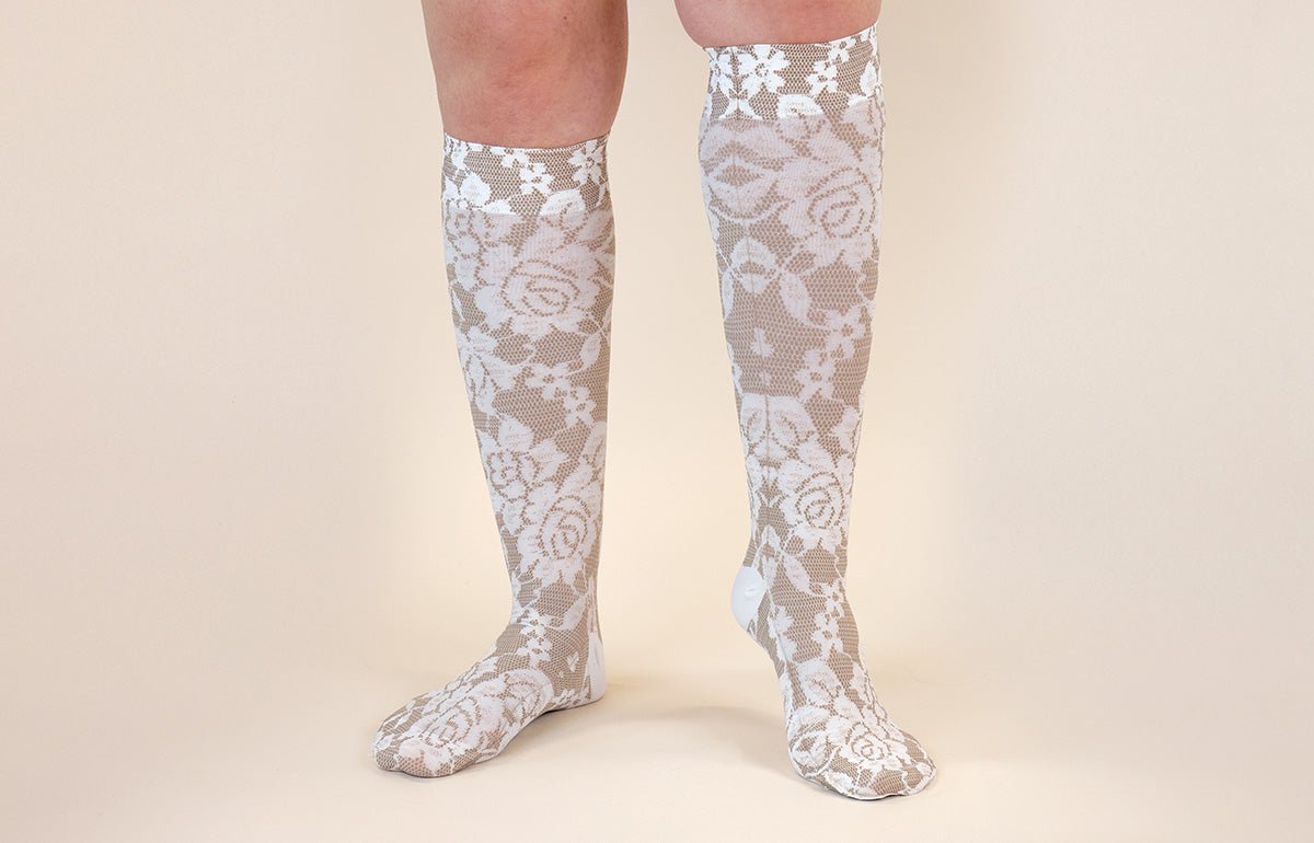 Darling Dark Gradient Compression Socks