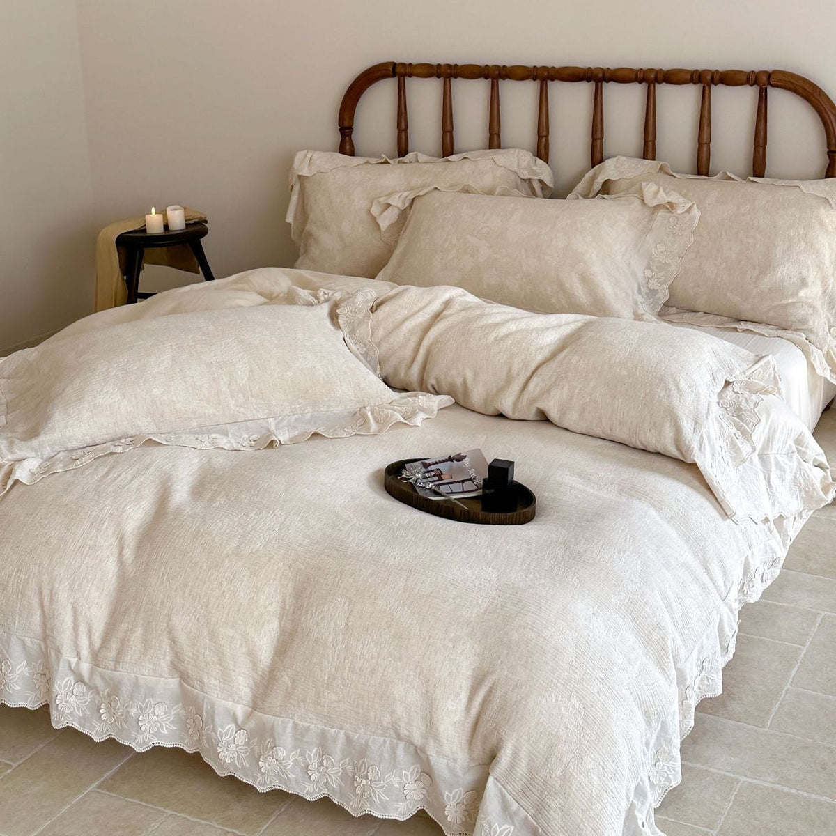 Emmeline Lace Ruffle Floral Bedding Set / Gray