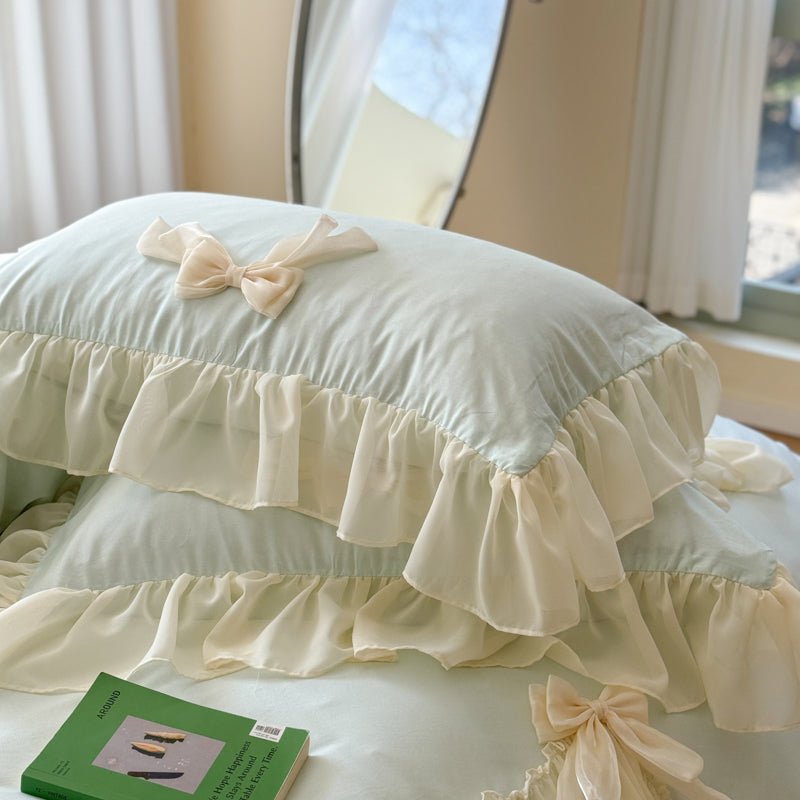 Ribbon Bow Airy Lace Bedding Set / Blue